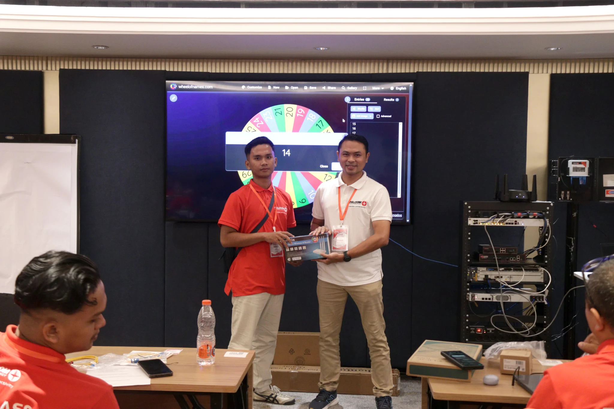 Falcom pelatihan Ftth Kabel fiber optik